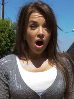 Медсестра лесбиянка соблазнилась возможностью сделать куни красивой девушке