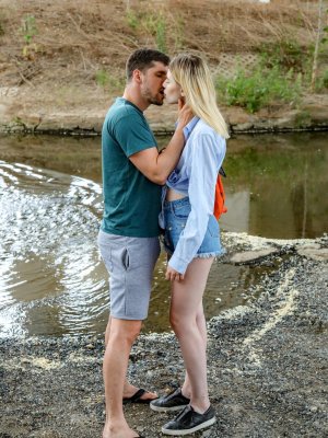 Заниматься сексом в багажнике реально прикольно