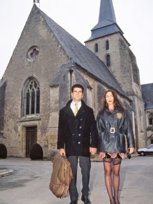 Романтическое свидание пошло под откос, девушку выебали во все дыры