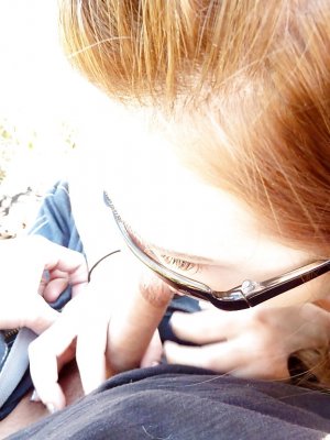 Кончил в рот русской девушки после минета на улице без презерватива